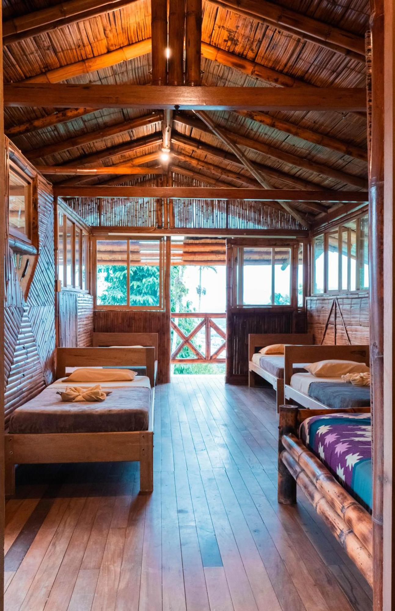 Hostal Pakay Tena Ngoại thất bức ảnh